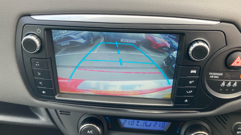 Toyota Yaris 1.5 Hybrid Icon 5dr CVT Hybrid Hatchback